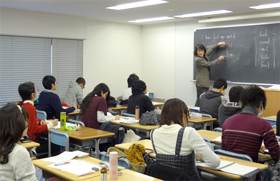 201112_eng_02.jpg