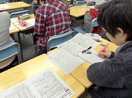 201112_eng_04.jpg