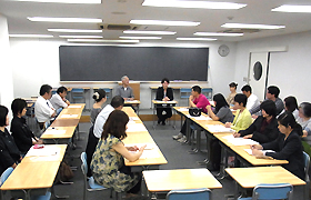 hogosyakai_201206_03.jpg