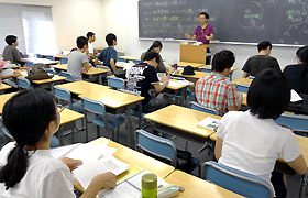 sekaishi201101.jpg